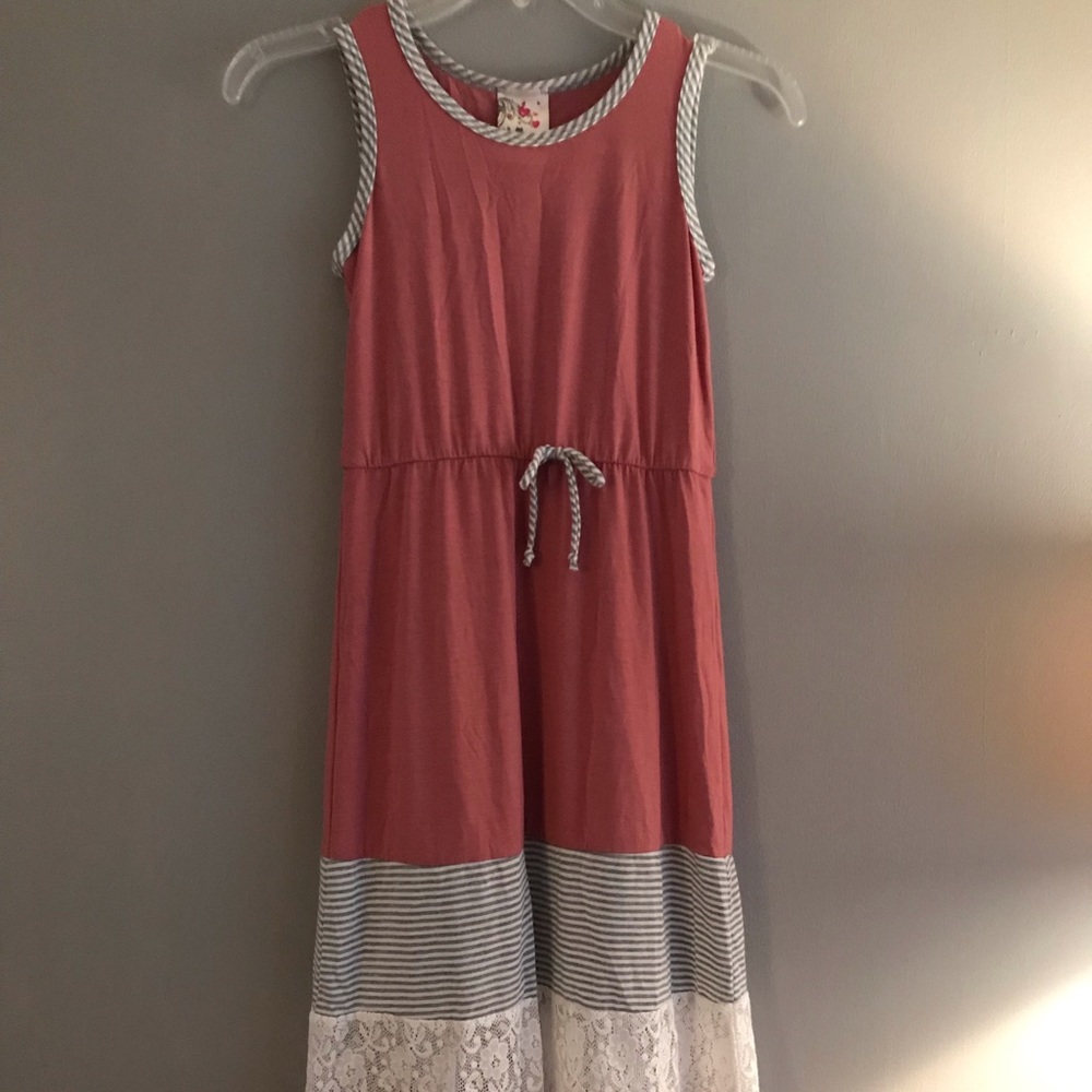 NEW Girls Dress Size 8/M
